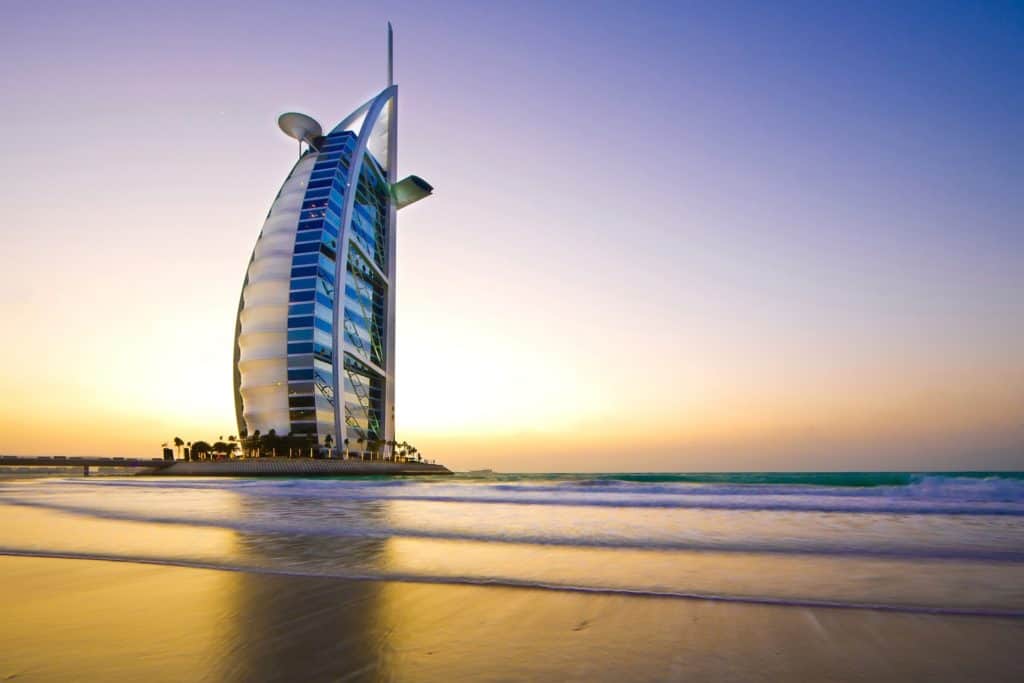 Enjoy the picturesque views of the desert, golden beaches and luxurious lifestyle at Dubai. 