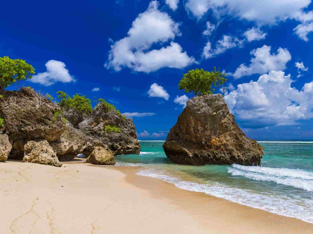 Bali is heaven on Earth with it's huge  volcanic mountains and golden beaches. 