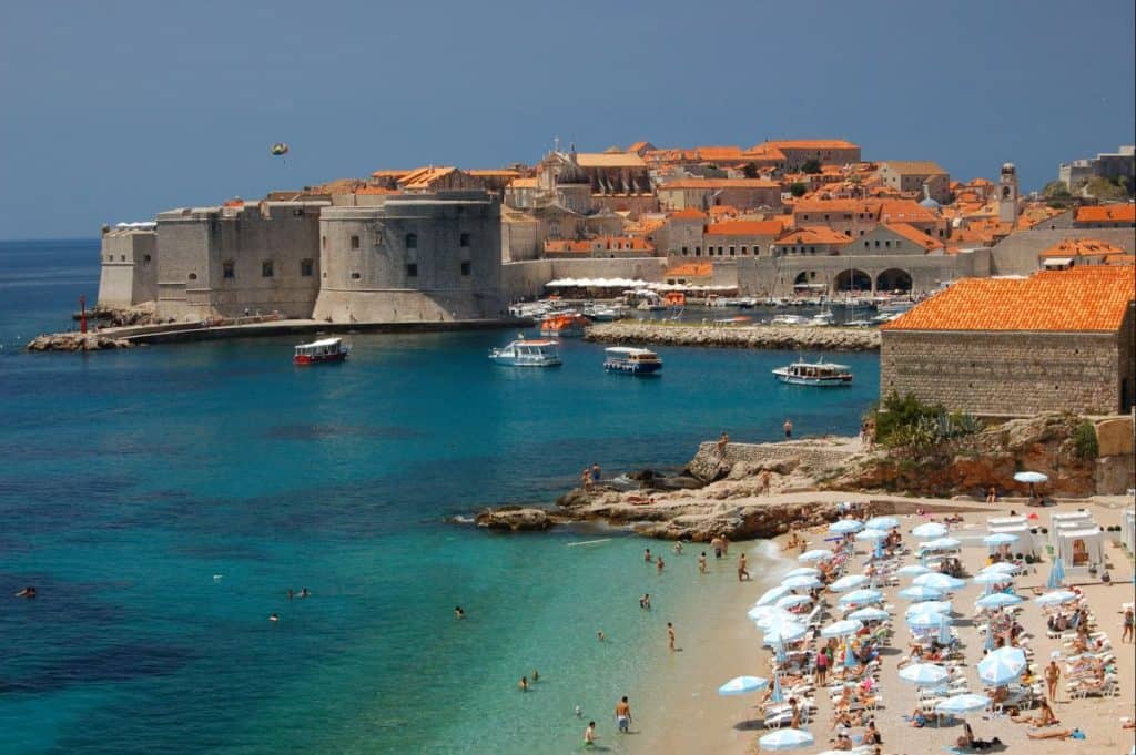 An image of the beautiful Banje Beach. The perfect place for your Croatia Summer Itinerary