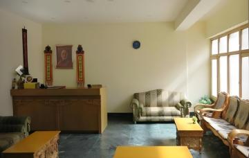 A picture of the room in hotel auspiscious
